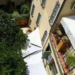 Rubra Daire